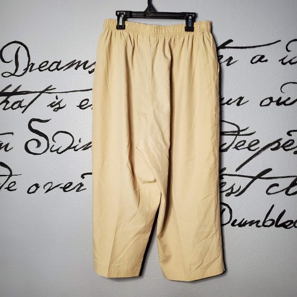 Cropped Pull-On Cream-Colored Pants from Cabin Creek, 14 - Picture 3 of 4